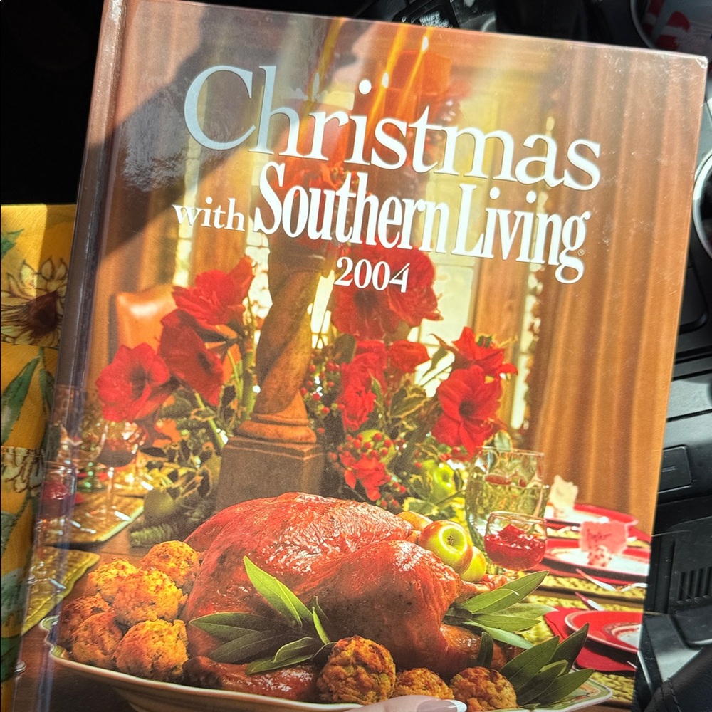 Vintage Christmas with Southern Living Cookbook 04’